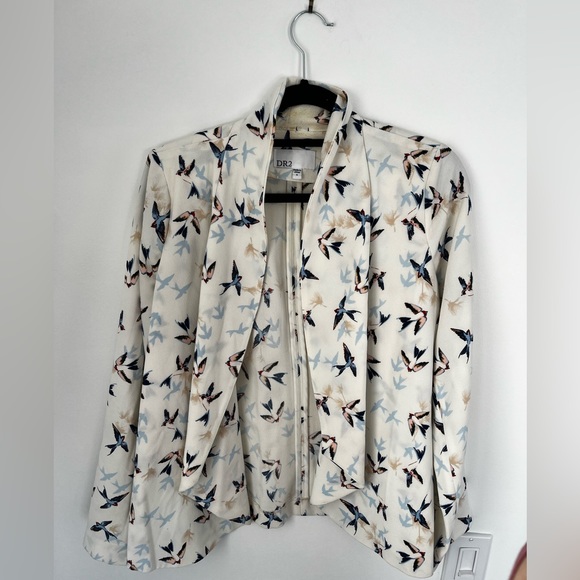 Jacket with birds - Picture 1 of 3